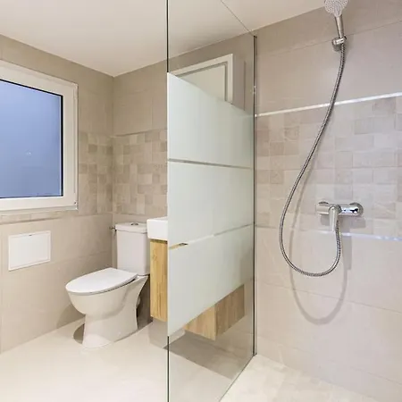 アパート T1 Mezzanine Neuf Clim N•5 - Centre