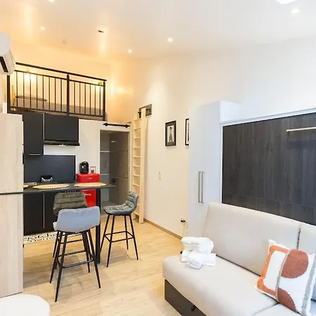 アパート T1 Mezzanine Neuf Clim N•5 - Centre *